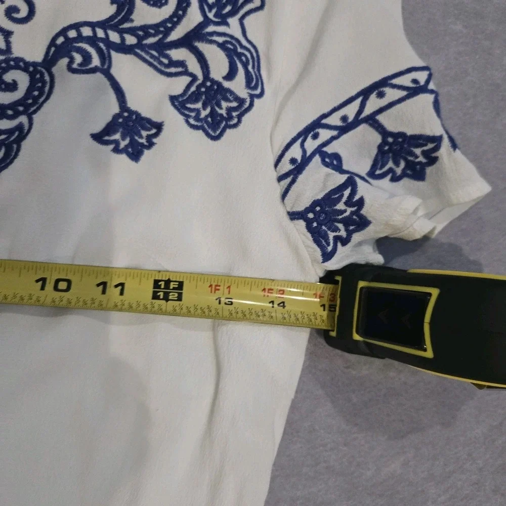 Lulus Women Tale to Tell White Blue Embroidered Shift Dress size S Short Sleeve - Picture 9 of 14
